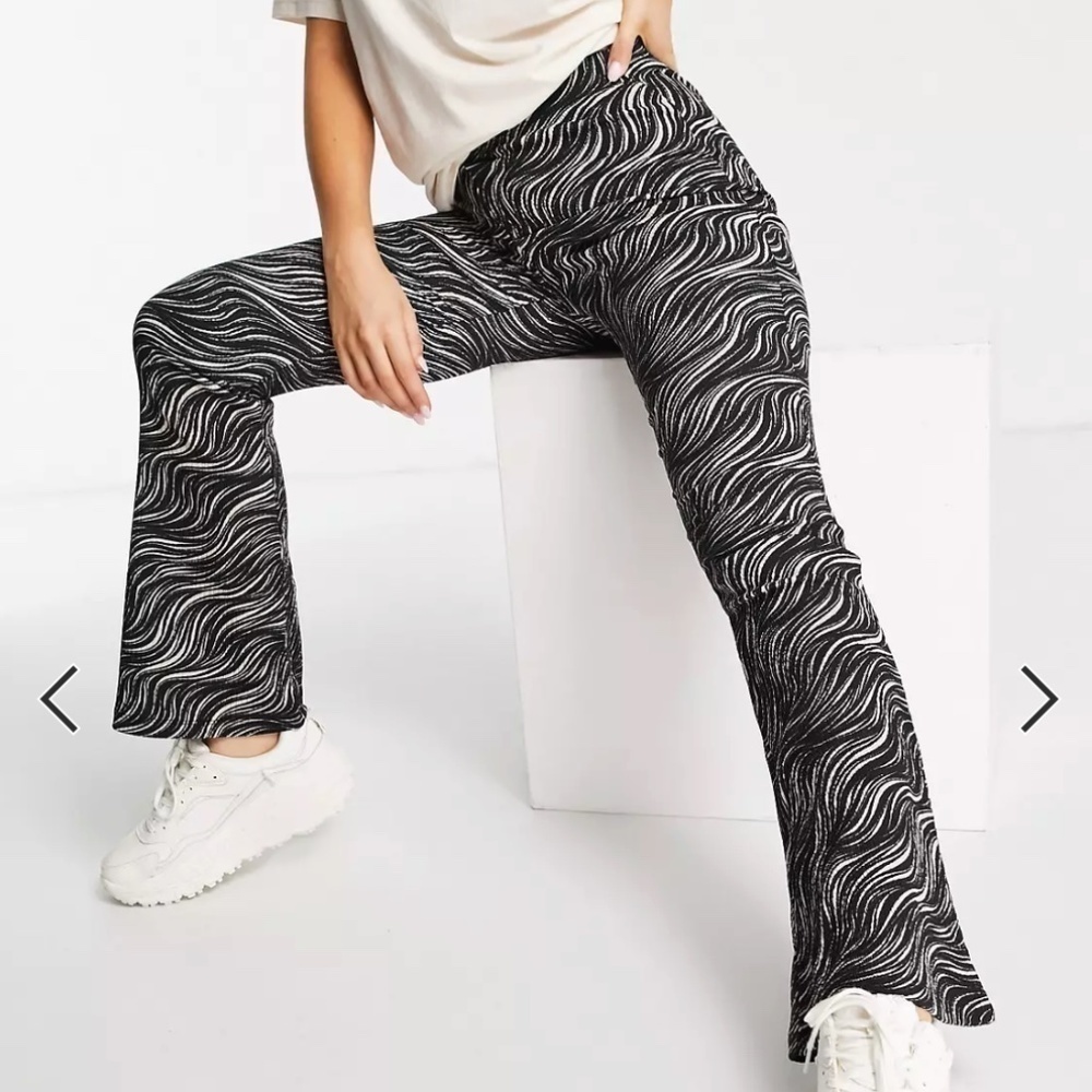 Topshop Crinkle Flared Pants in Zebra - Size 10 - Picture 2 of 10